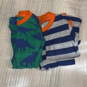 Carters pajama set of 2